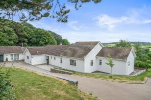 Little Court, A379 Palegate Cross To Churchstow, Kingsbridge TQ7 3QW