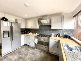 15, Gainsborough Road, Penarth CF64 2LD
