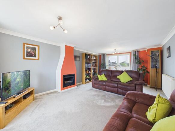 Lounge Dining Room