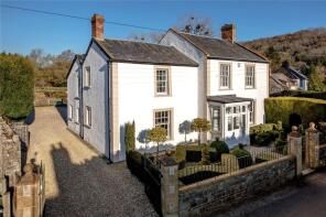 Woodfordes, Stoke Road, Stoke St Mary, Taunton TA3 5BY