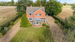 Ivon House, Moor Road, Snitterby, Gainsborough DN21 4UF