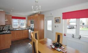 33, West Myrescroft, Jedburgh TD8 6XR