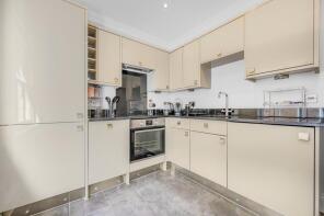 Flat 2nd Floor, 26, Morwell Street, London WC1B 3AZ