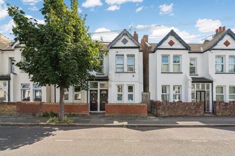 West Gardens, Colliers Wood