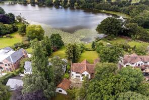 Lakeside, Mereside Road, Knutsford WA16 6QR