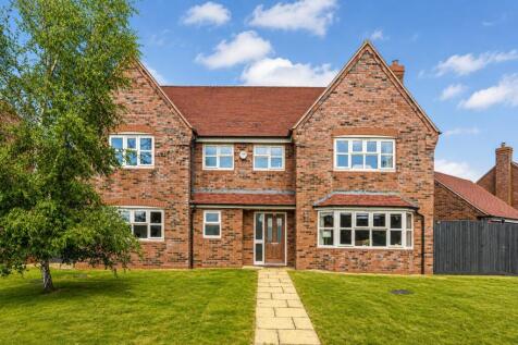Pennycress Gardens, Stoke Orchard, Cheltenham, Gloucestershire, GL52