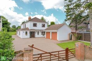 Moorings, Epping Road, Nazeing, Waltham Abbey EN9 2DH