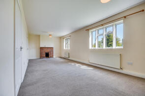 10, Bicknacre Road, East Hanningfield, Chelmsford CM3 8AN