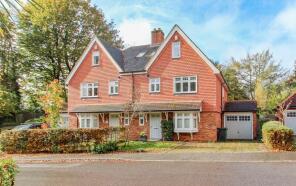 3, Love Lane, Mayfield TN20 6EN