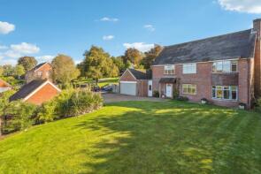 Triscombe, Whiteleaf Way, Whiteleaf HP27 0LN