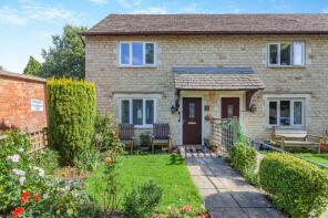 8, Walton House Court, West End, Cheltenham GL54 3EY