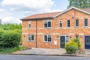1, E Flat Cottages, Hailey Lane, Hertford SG13 7NY