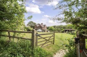 1, Spring Cottages, Goudhurst Road, Horsmonden, Tonbridge TN12 8AZ