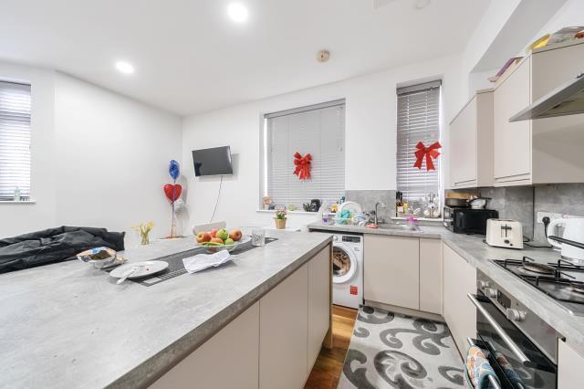 Kitchen - Flat 2