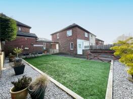 1, Wellfield Avenue, Grange Moor, Wakefield WF4 4EQ