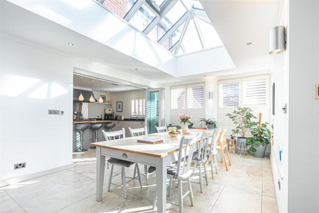 Rear extension