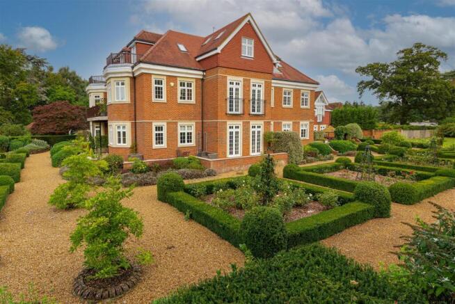 Littleton Grange.jpg