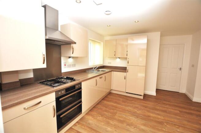 kitchen 1.jpg