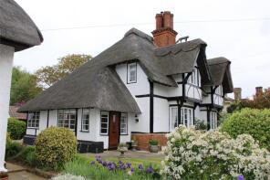 5, Vicarage Road, Waresley SG19 3DA