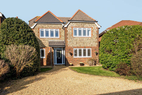 Chester Crescent, Lee-On-The-Solent, PO13