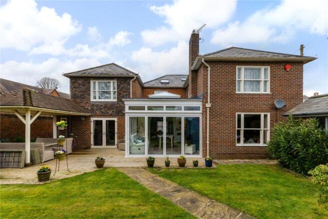 Garden/Rear