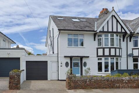 Torland Road, Hartley, PL3