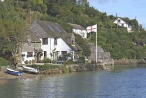 Kiplings Quay, Helford, Helston TR12 6JX