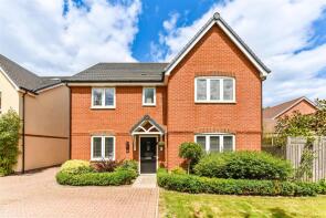 33, Vespasian Close, Chichester PO18 0FS
