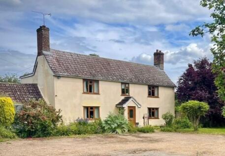 SUFFOLK, Little Stonham EQUESTRIAN, LAND, BUSINESS POTENTIAL