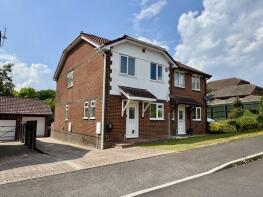 8, Gibbs Green, Poole BH16 6ND