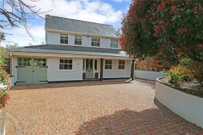 86 Sylvan Stream, Middle Bourne Lane, Lower Bourne, Farnham GU10 3NJ