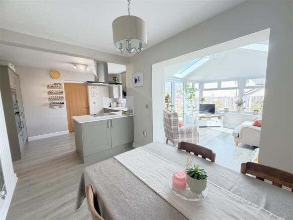 Dining Kitchen
