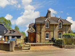 1, Dairy Farm Cottages, Hardres Court Road, Street End, Lower Hardres CT4 5NR