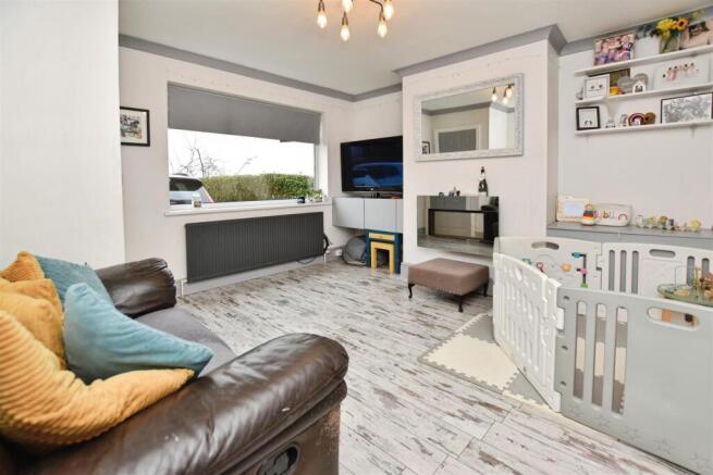 c4a4868c-lounge 20over.JPG