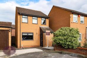 8, Azalea Court, Nottingham NG16 2UA