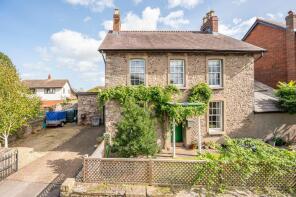 Bryncelyn, Bryn Road, Abergavenny NP7 9AL
