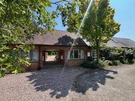 Granary Cottage, Chartley Manor Mews, Uttoxeter Road, Chartley, Stafford ST18 0LL