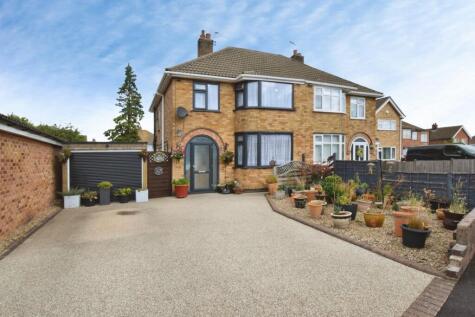 Highgate Avenue, Birstall, Leicester, Leicestershire, LE4