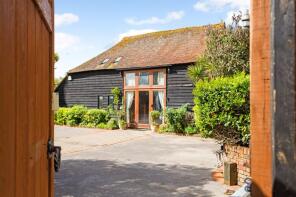 Glebe Barn, Billingshurst Road, Billingshurst RH14 0DX