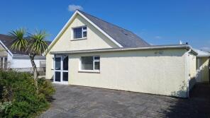Arfon, Beach Road, Porthmadog LL49 9YA