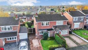 13, Penycae Close, Rhewl, Oswestry SY10 7UE
