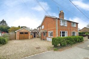 Arlene Cottage, Eversley Centre, Eversley, Hook RG27 0NB