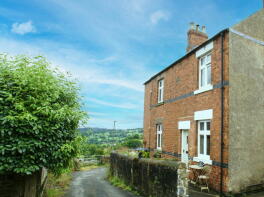 1, Brick Cottages, The Square, Matlock DE4 2LL