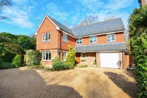 Little Huntiswood, Brightling Road, Robertsbridge TN32 5EL