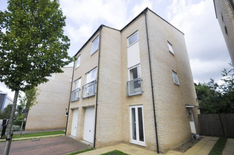 Aviation Avenue, Hatfield, AL10