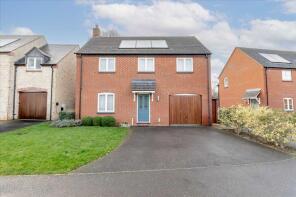 60, Mansion Gardens, Towcester NN12 7FD