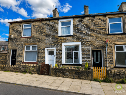 Cross Street, Briercliffe, BB10