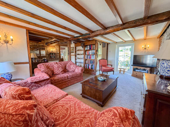 Living Room (4)