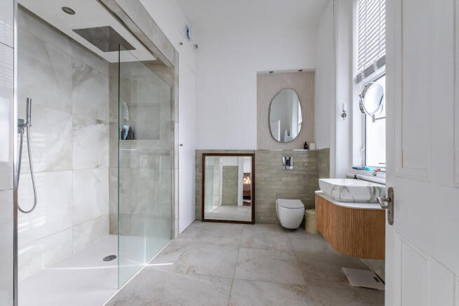 Image 2 bathroom