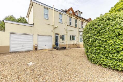 Garden Flat, Stourwood Avenue, Southbourne BH6 3PN